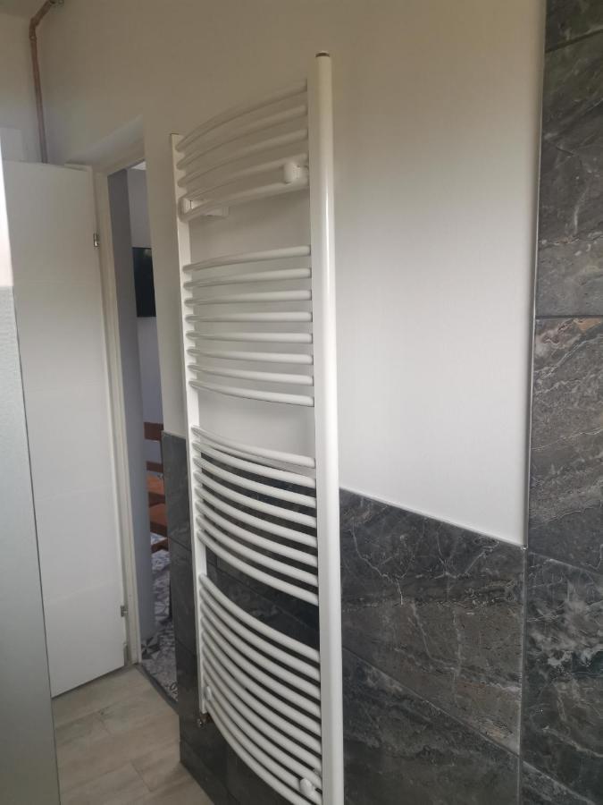 Podlovics Tanya Panzio Apartment Kemecse Ngoại thất bức ảnh