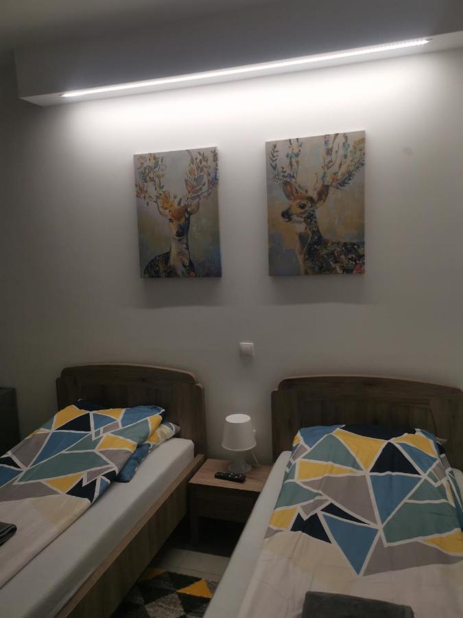 Podlovics Tanya Panzio Apartment Kemecse Ngoại thất bức ảnh