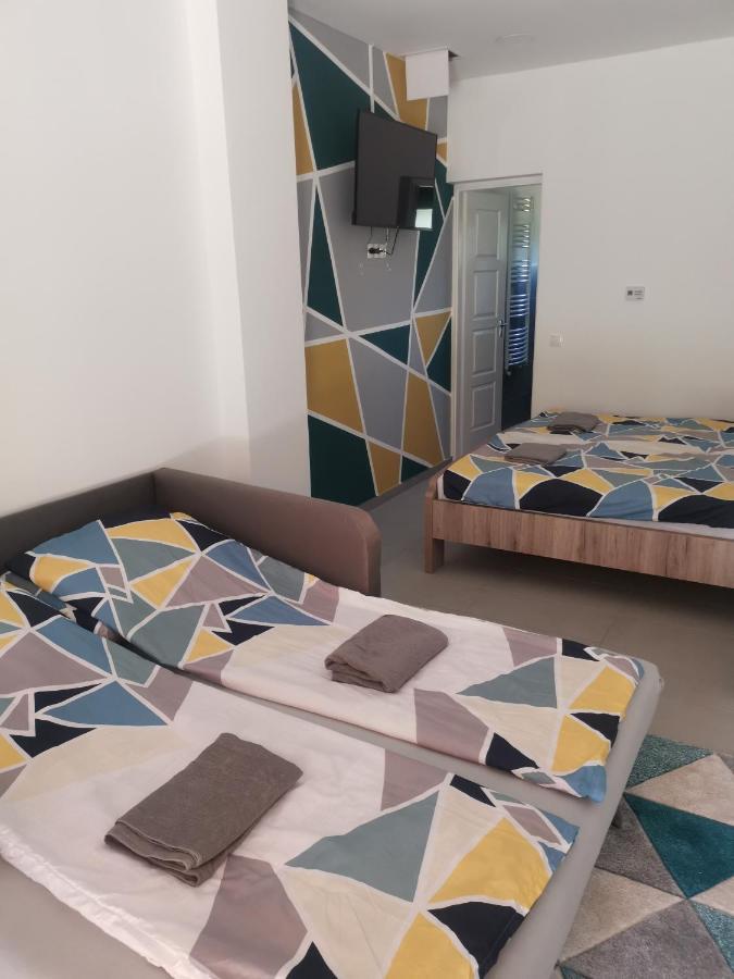 Podlovics Tanya Panzio Apartment Kemecse Ngoại thất bức ảnh